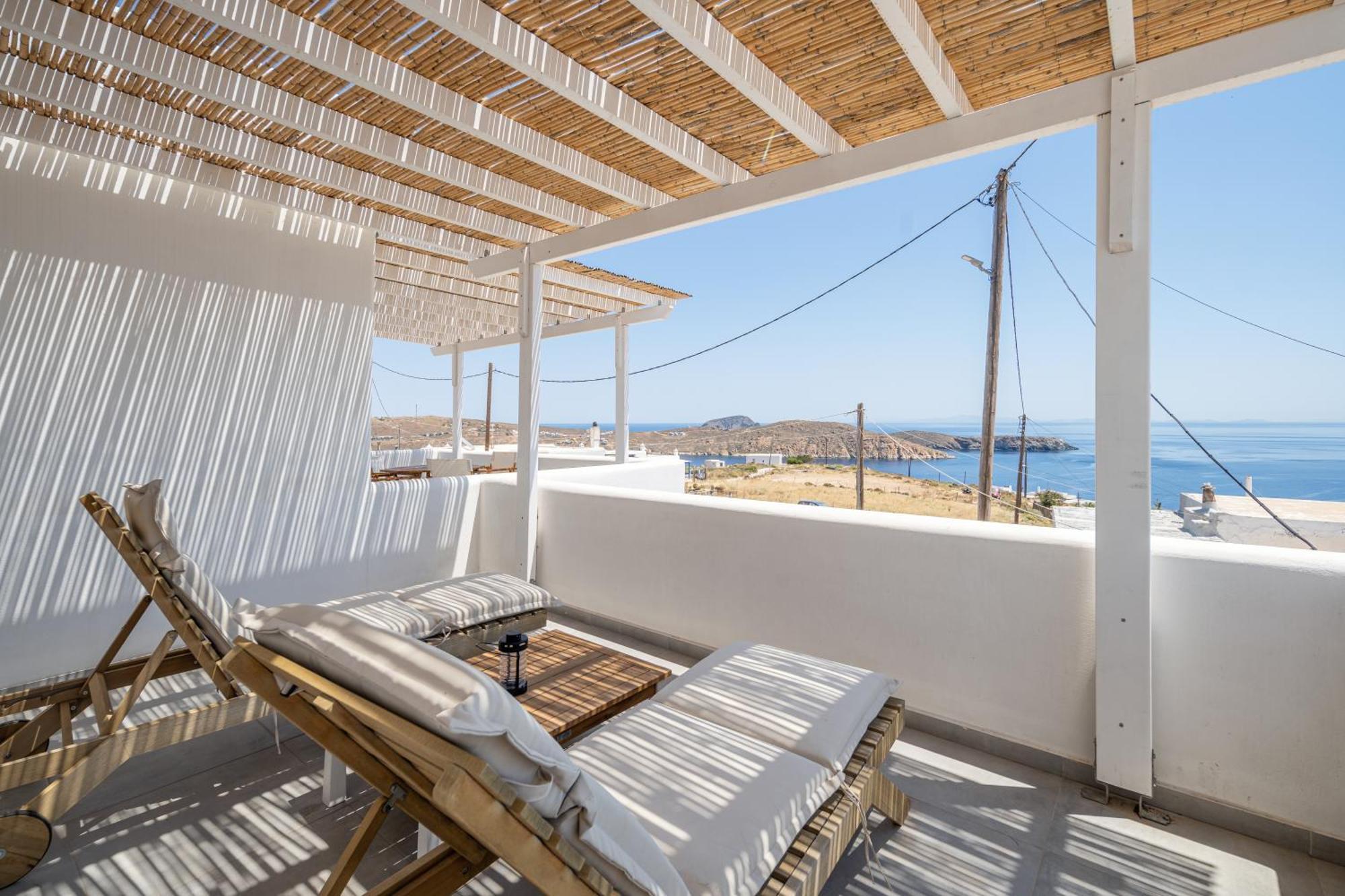Sea Serifos *